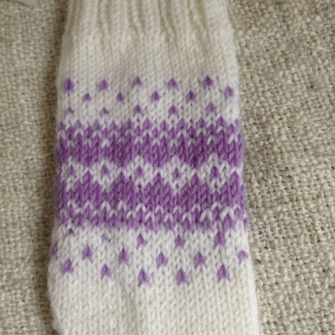 Lasten kirjoneulesukat